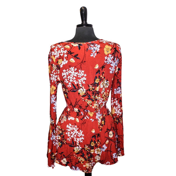 Band Of Gypsies Romper Floral V Neck Mini Shorts Long Sleeves M - Picture 2 of 4